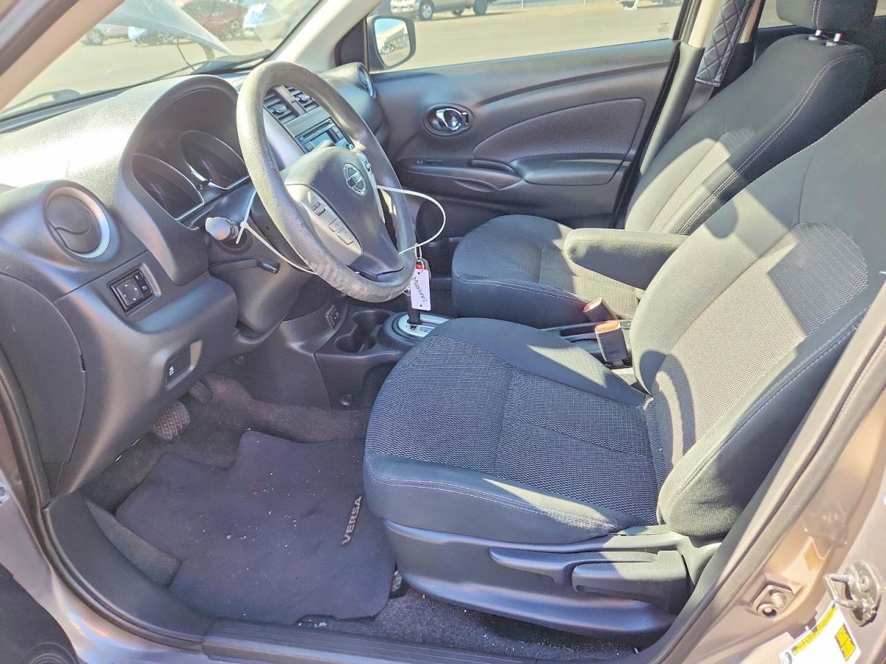 2017 NISSAN VERSA