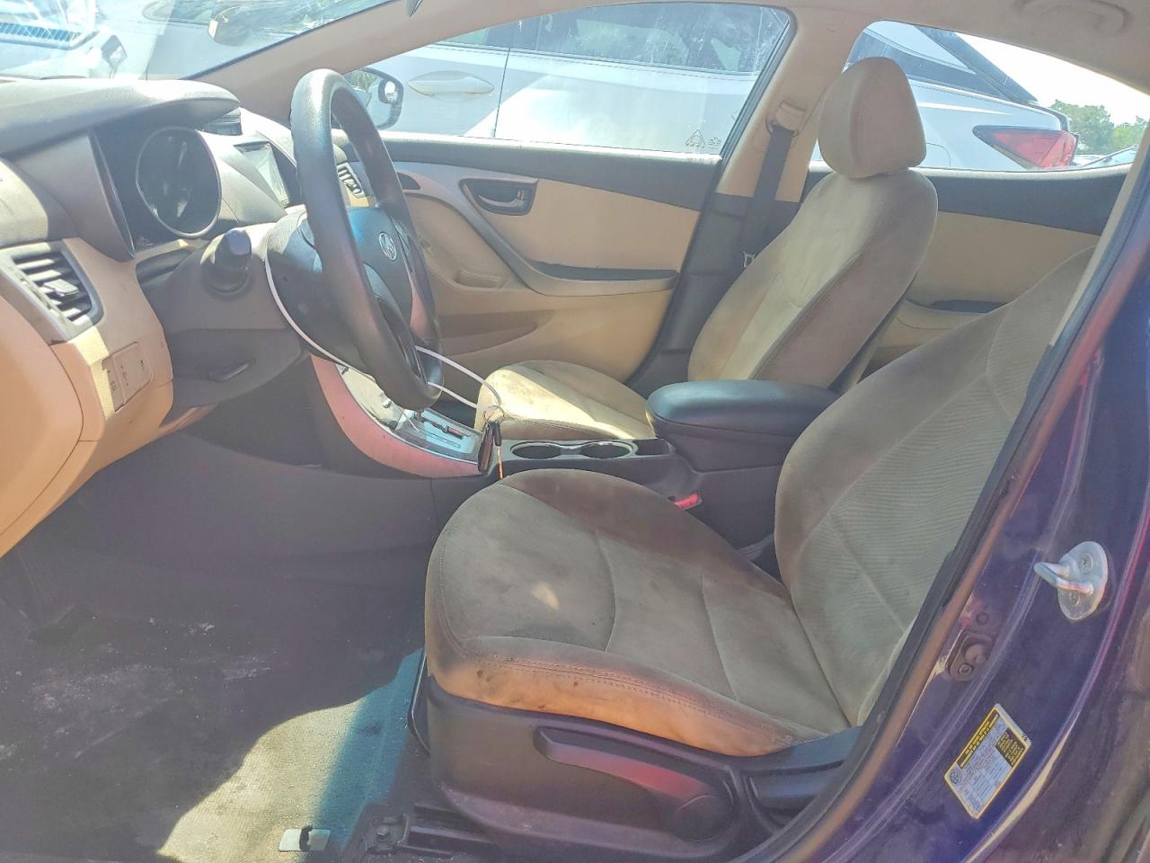 2013 HYUNDAI ELANTRA