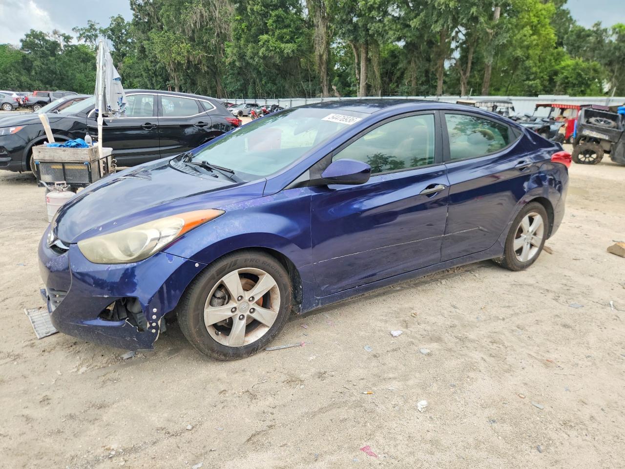2013 HYUNDAI ELANTRA