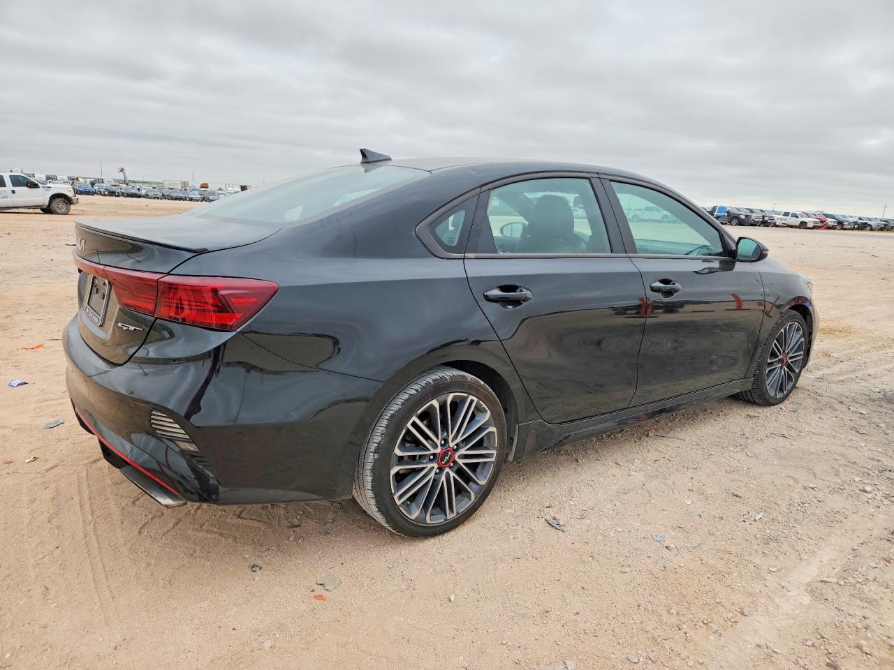 2023 KIA FORTE