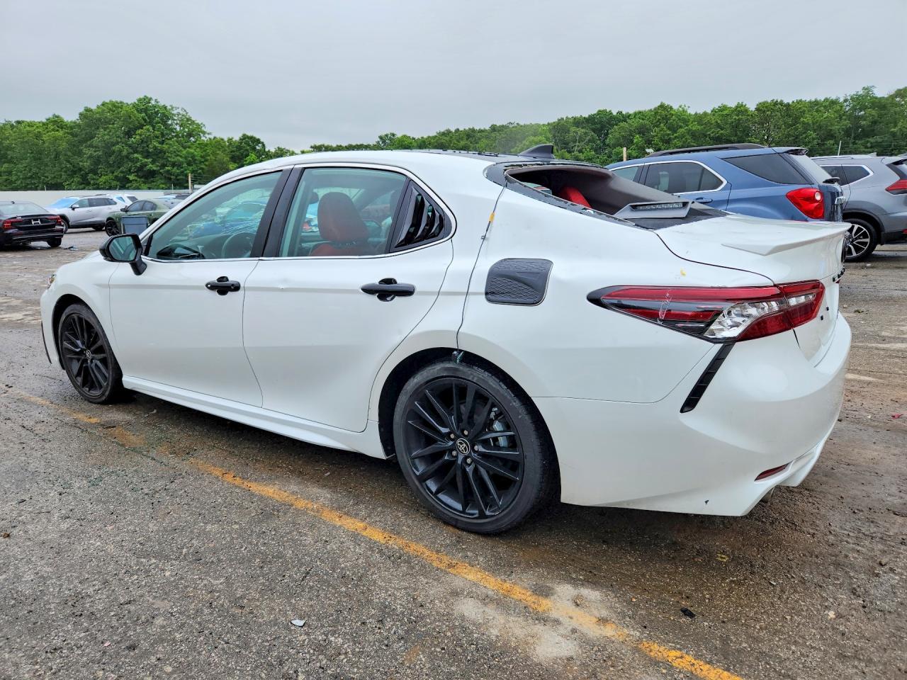 2024 TOYOTA CAMRY