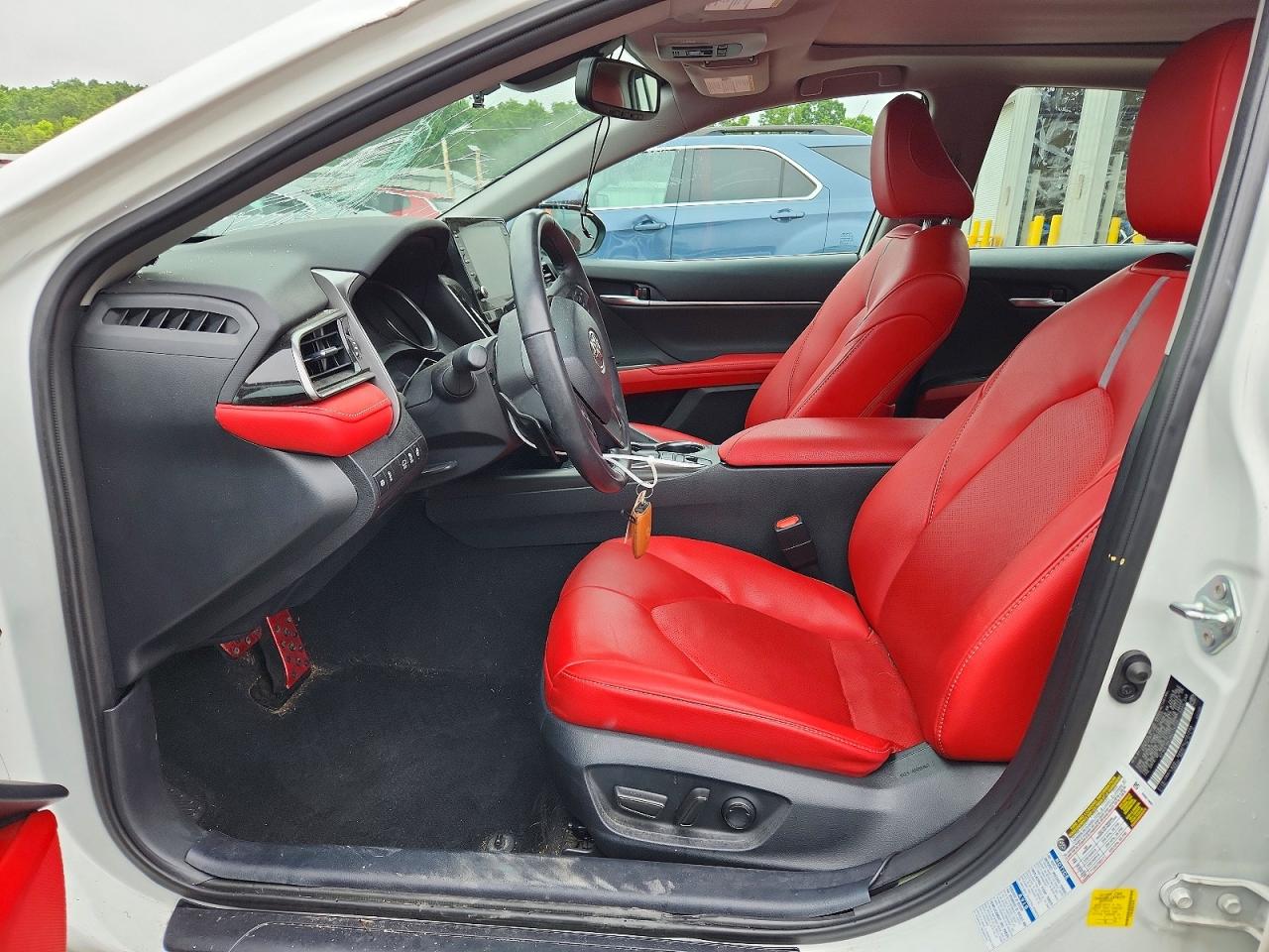 2024 TOYOTA CAMRY