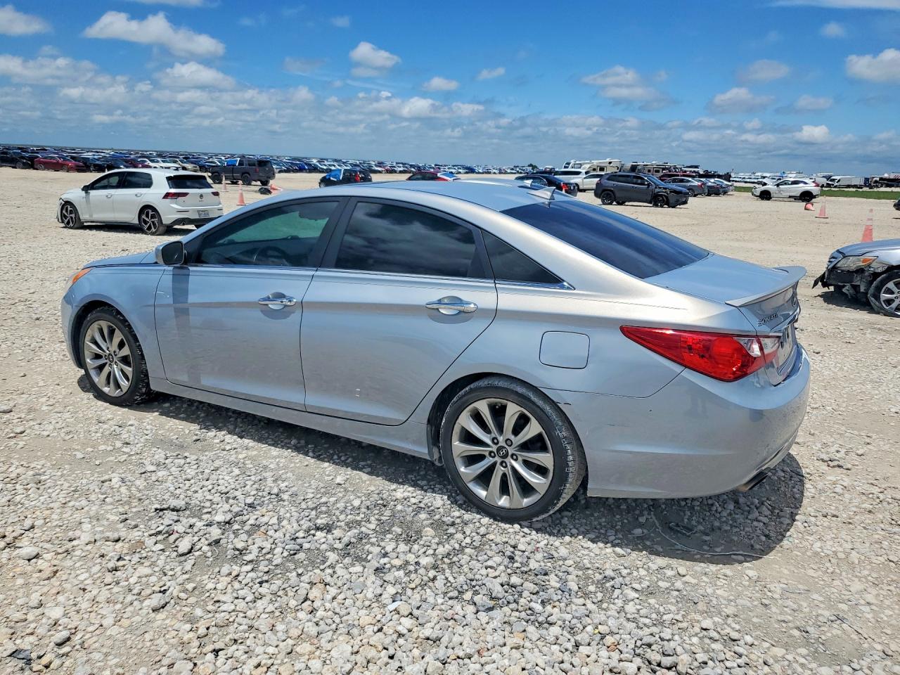 2013 HYUNDAI SONATA