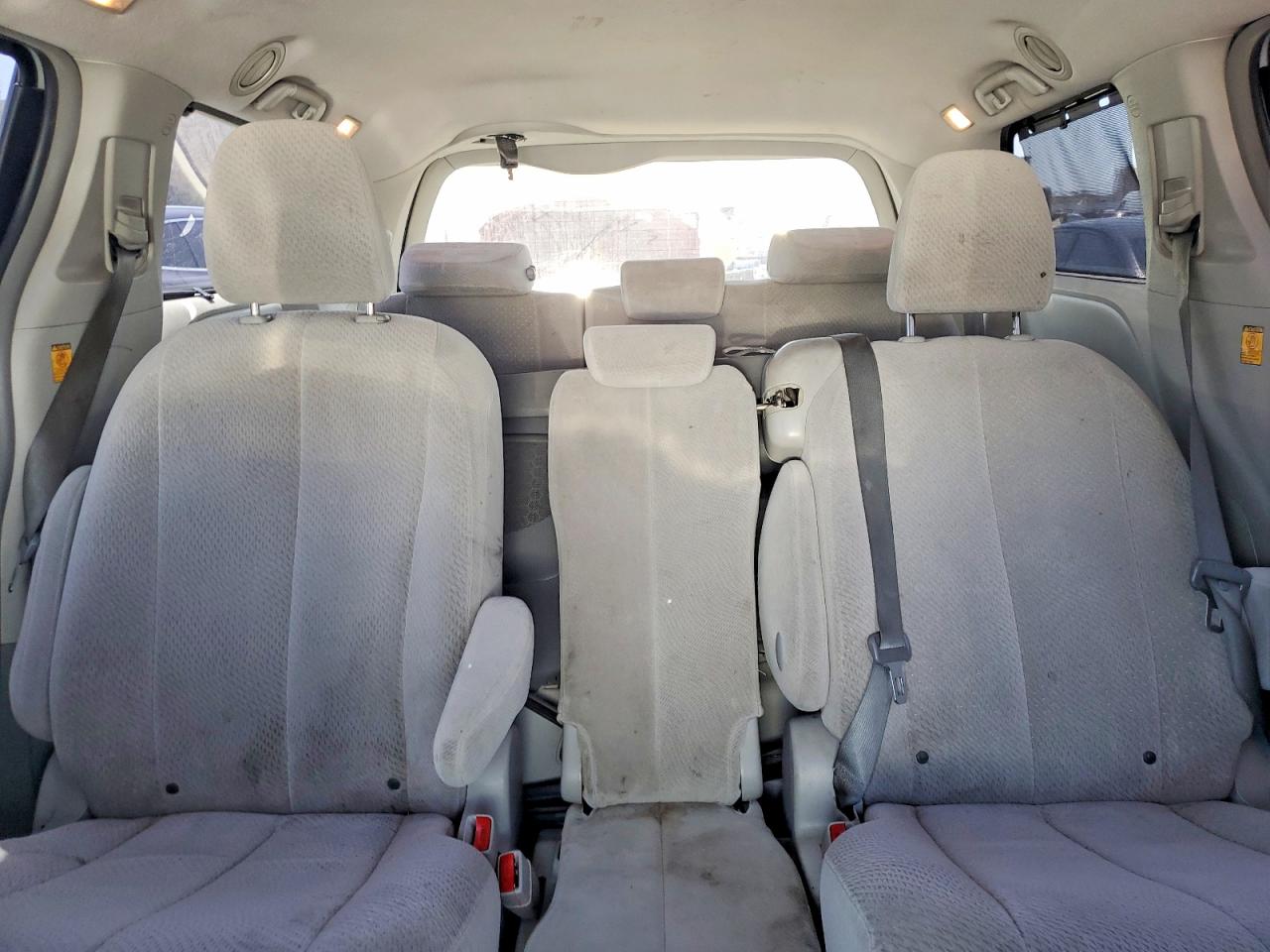 2013 TOYOTA SIENNA