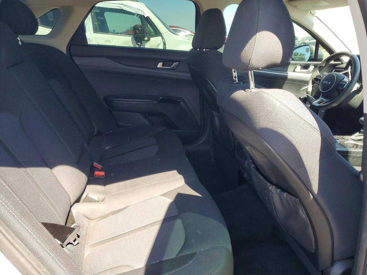 2022 KIA K5