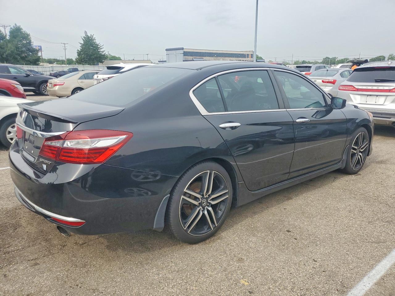 2016 HONDA ACCORD