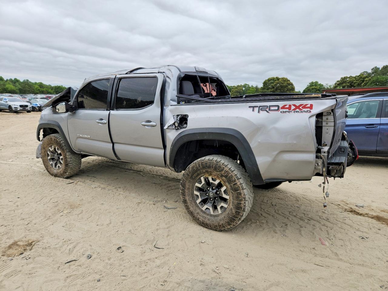 2018 TOYOTA TACOMA