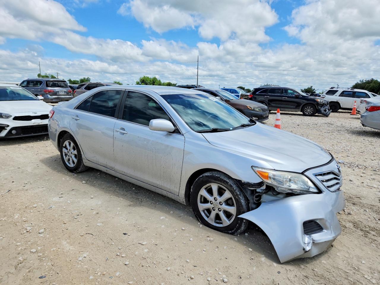 2011 TOYOTA CAMRY