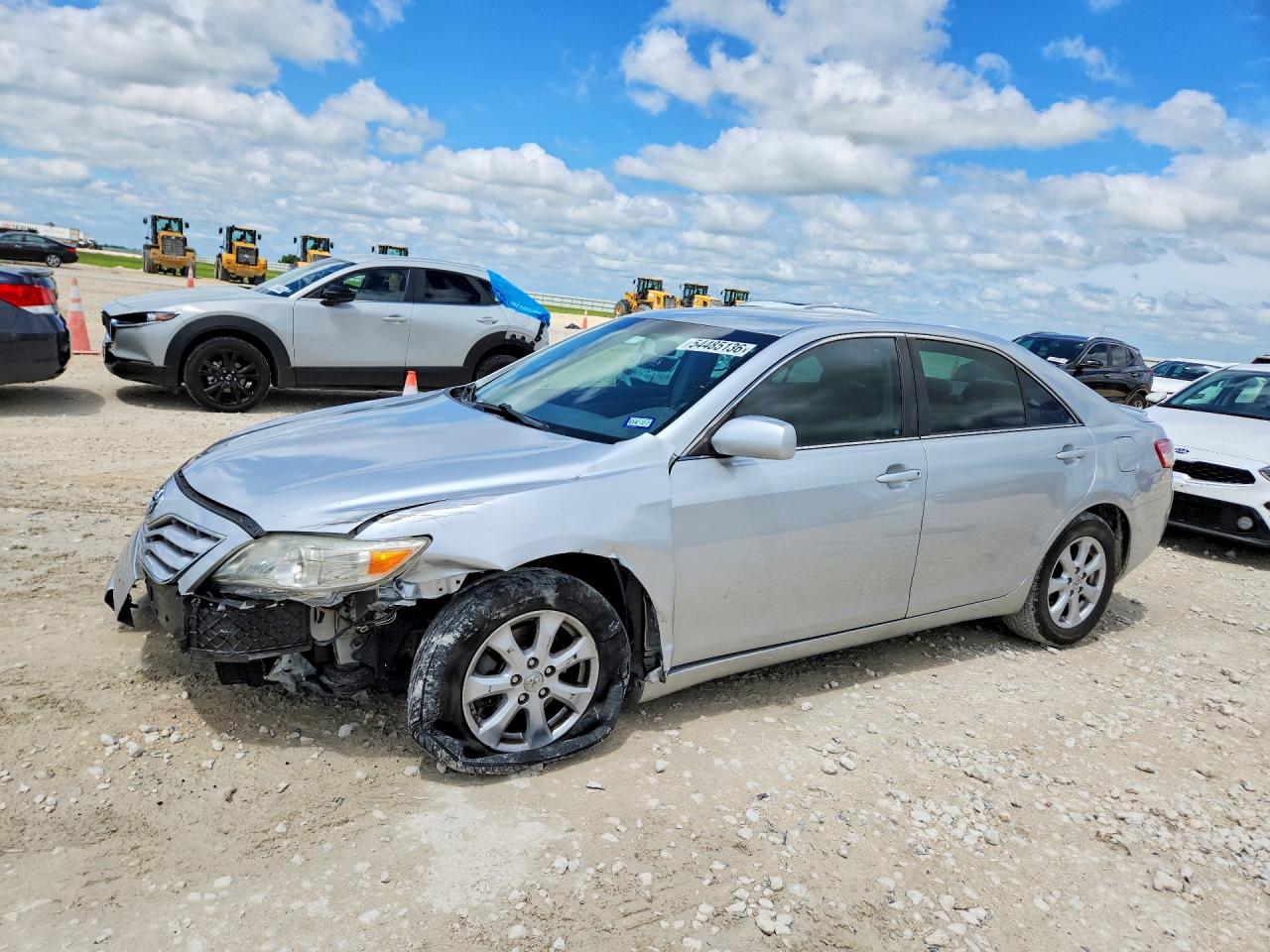2011 TOYOTA CAMRY