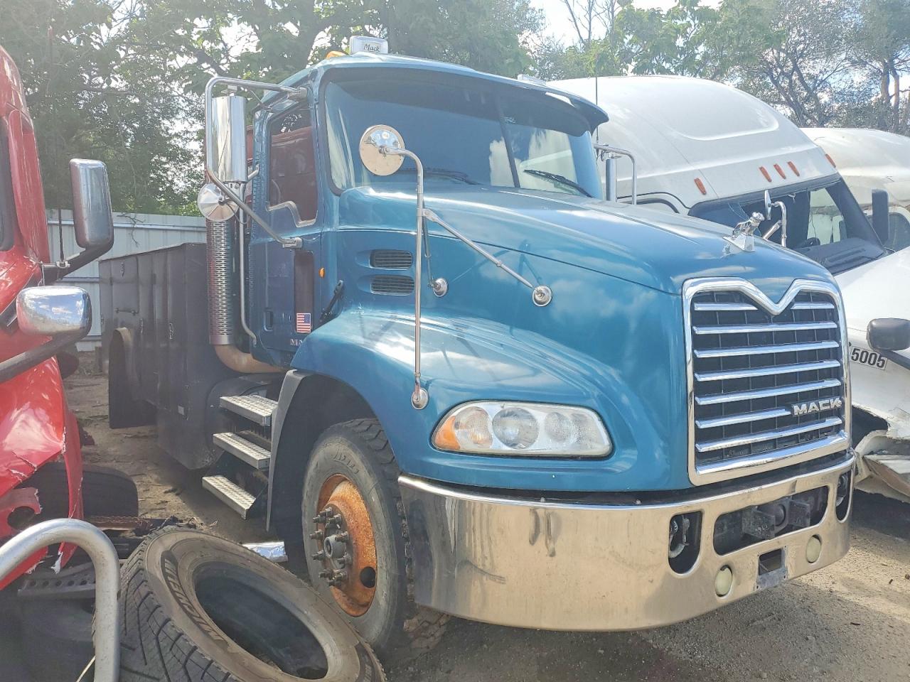 2013 MACK ALL OTHER