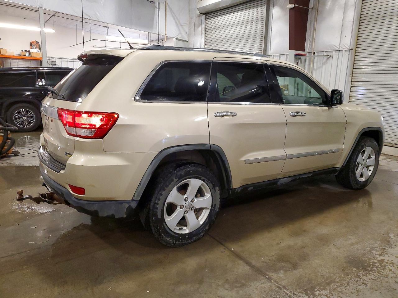 2011 JEEP CHEROKEE