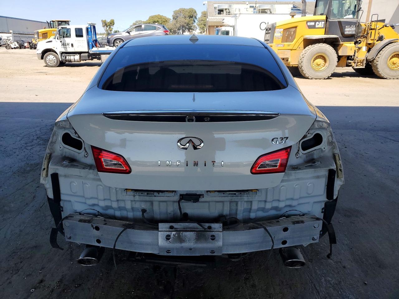 2012 INFINITI G37