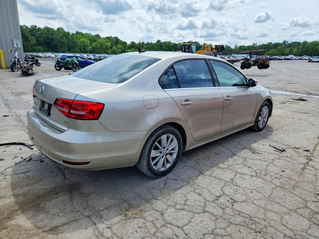 2015 VOLKSWAGEN JETTA