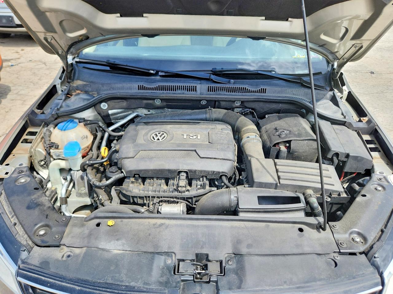 2015 VOLKSWAGEN JETTA