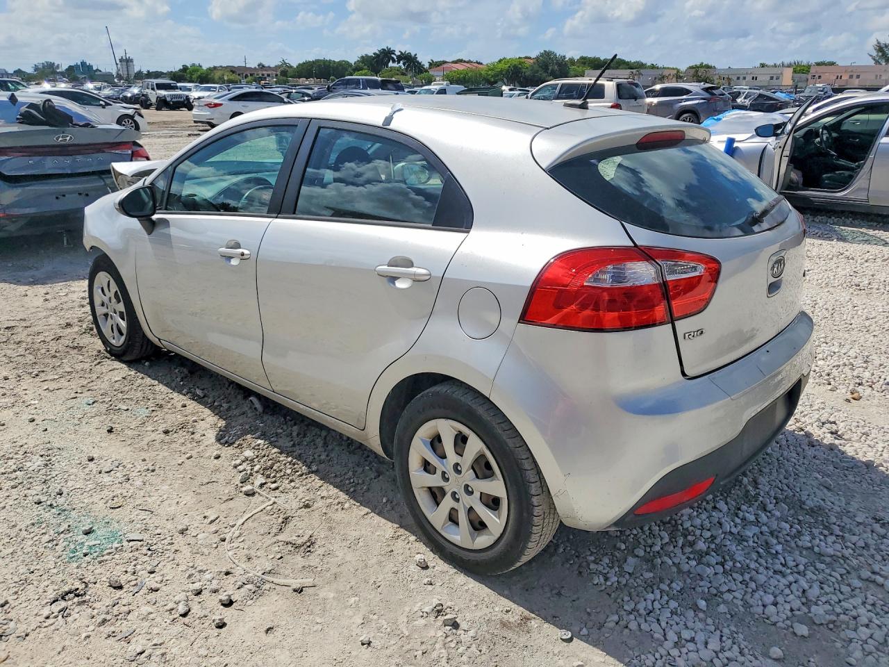2013 KIA RIO