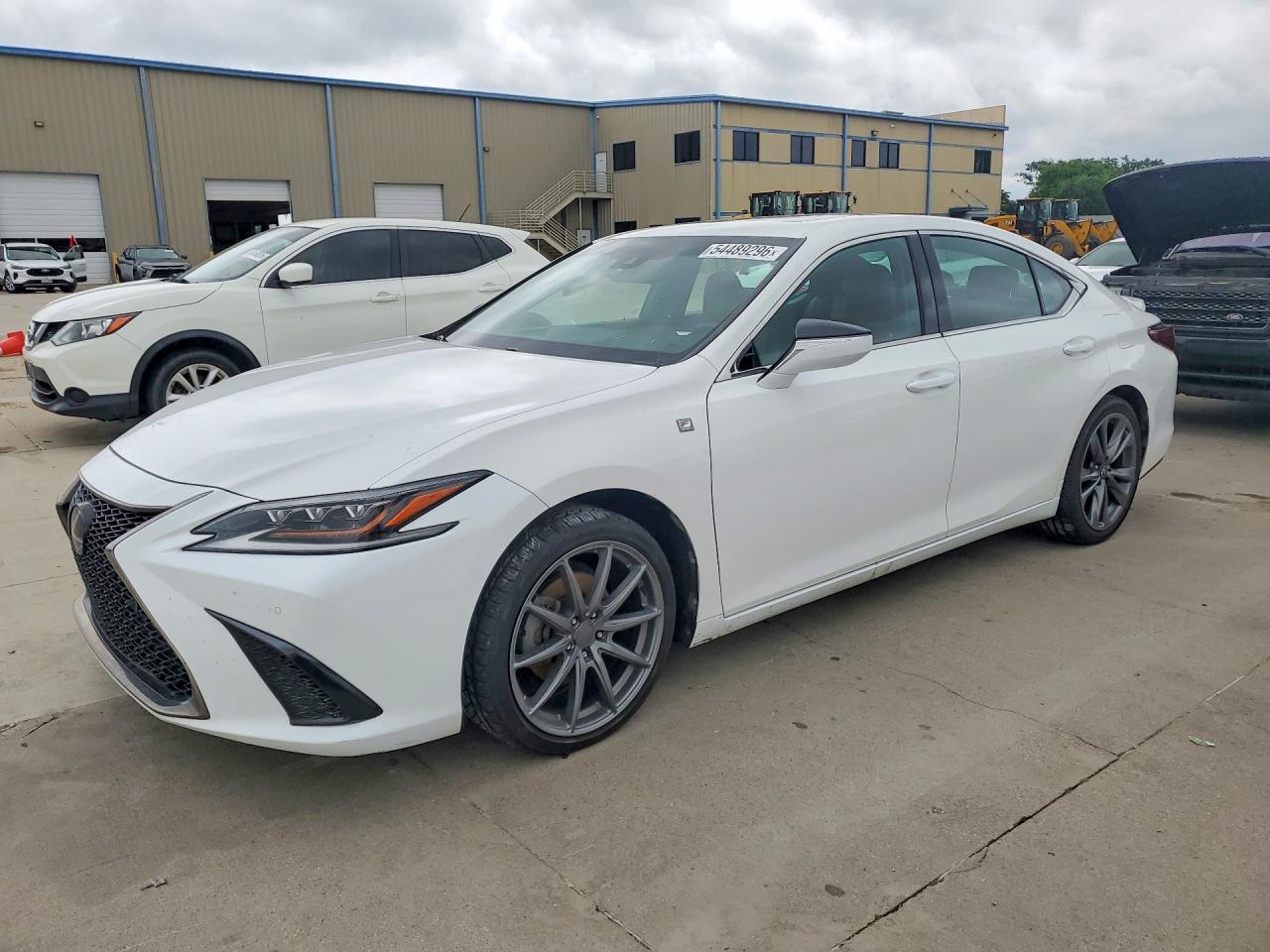 2021 LEXUS ES350