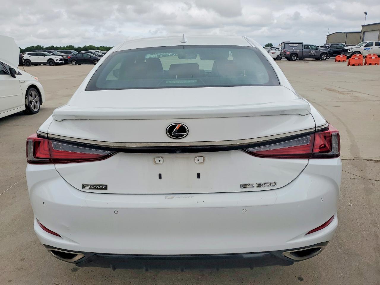 2021 LEXUS ES350