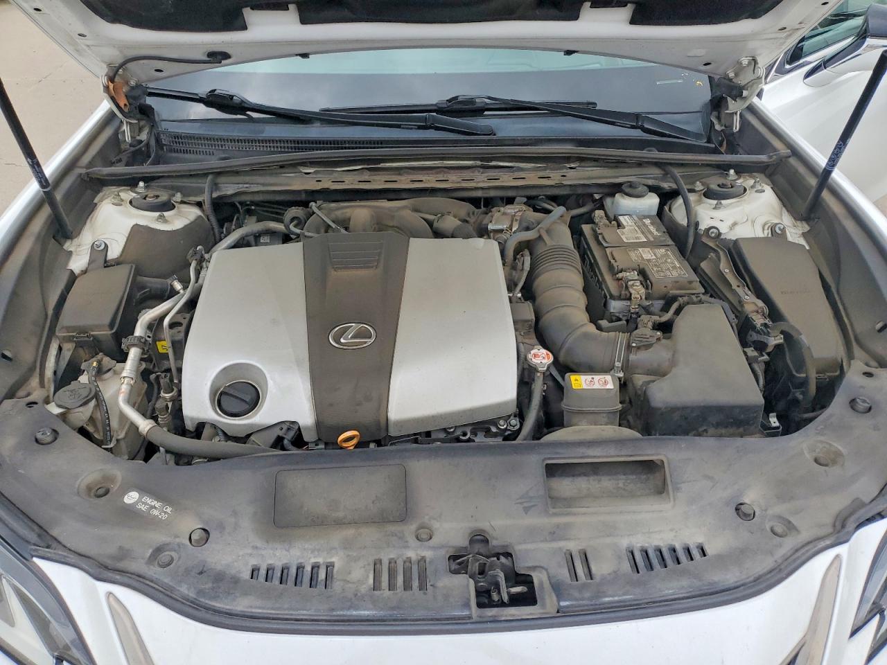2021 LEXUS ES350