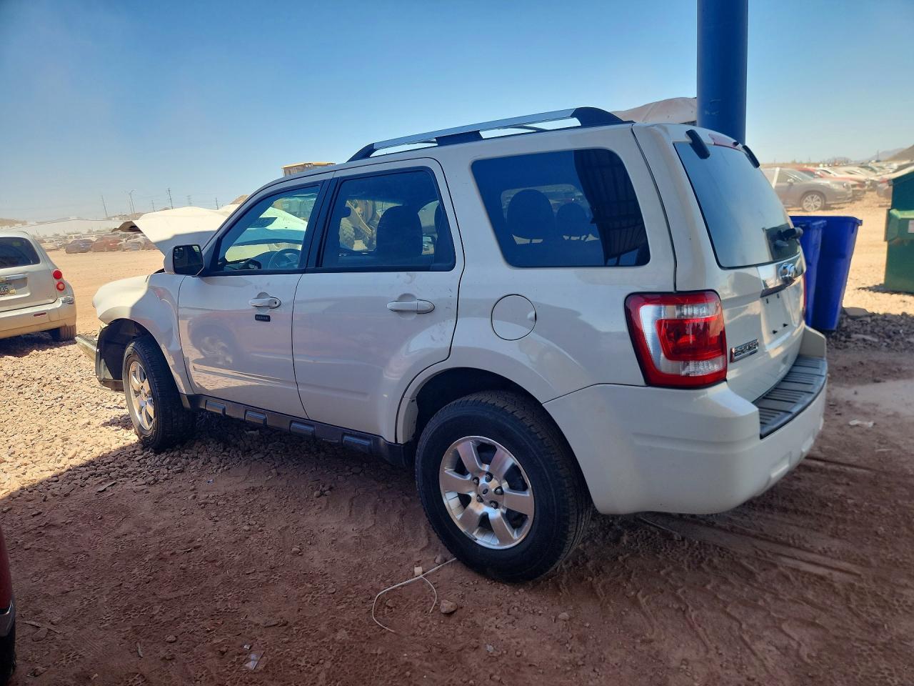 2011 FORD ESCAPE