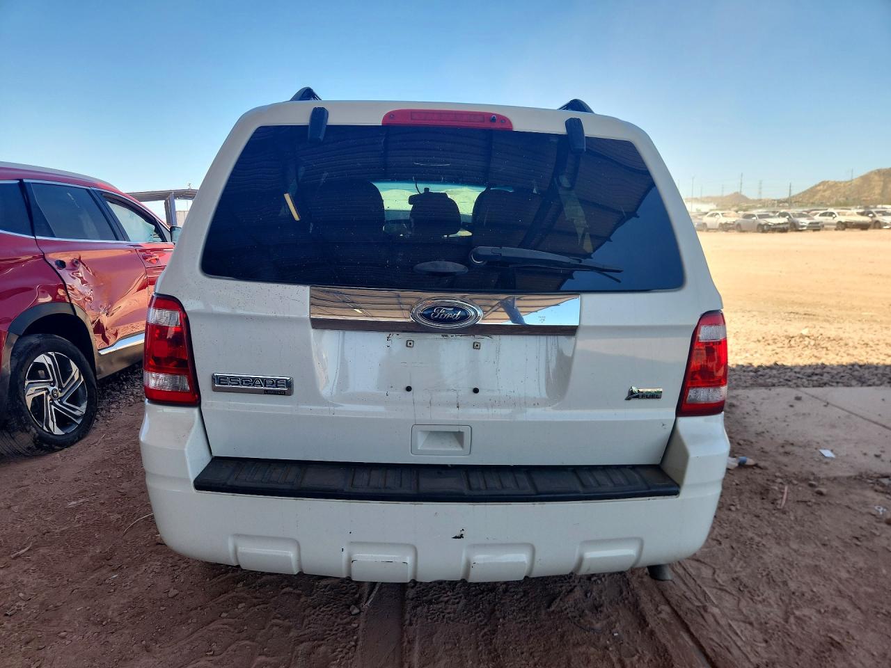 2011 FORD ESCAPE