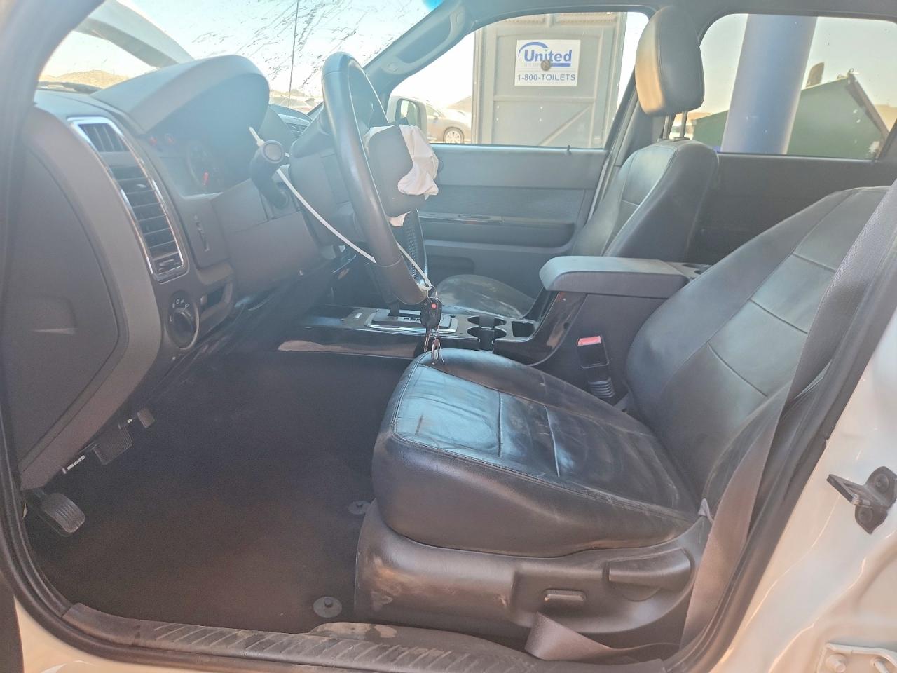 2011 FORD ESCAPE