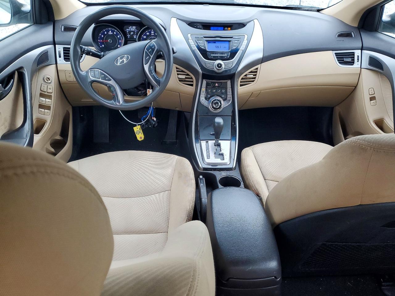 2013 HYUNDAI ELANTRA