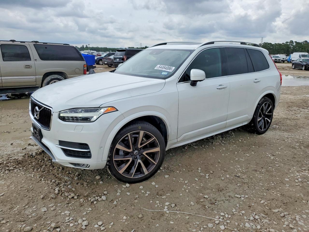 2019 VOLVO XC90 T6 MO