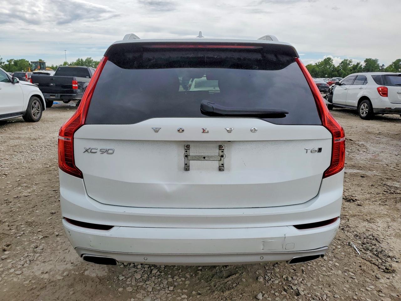 2019 VOLVO XC90 T6 MO