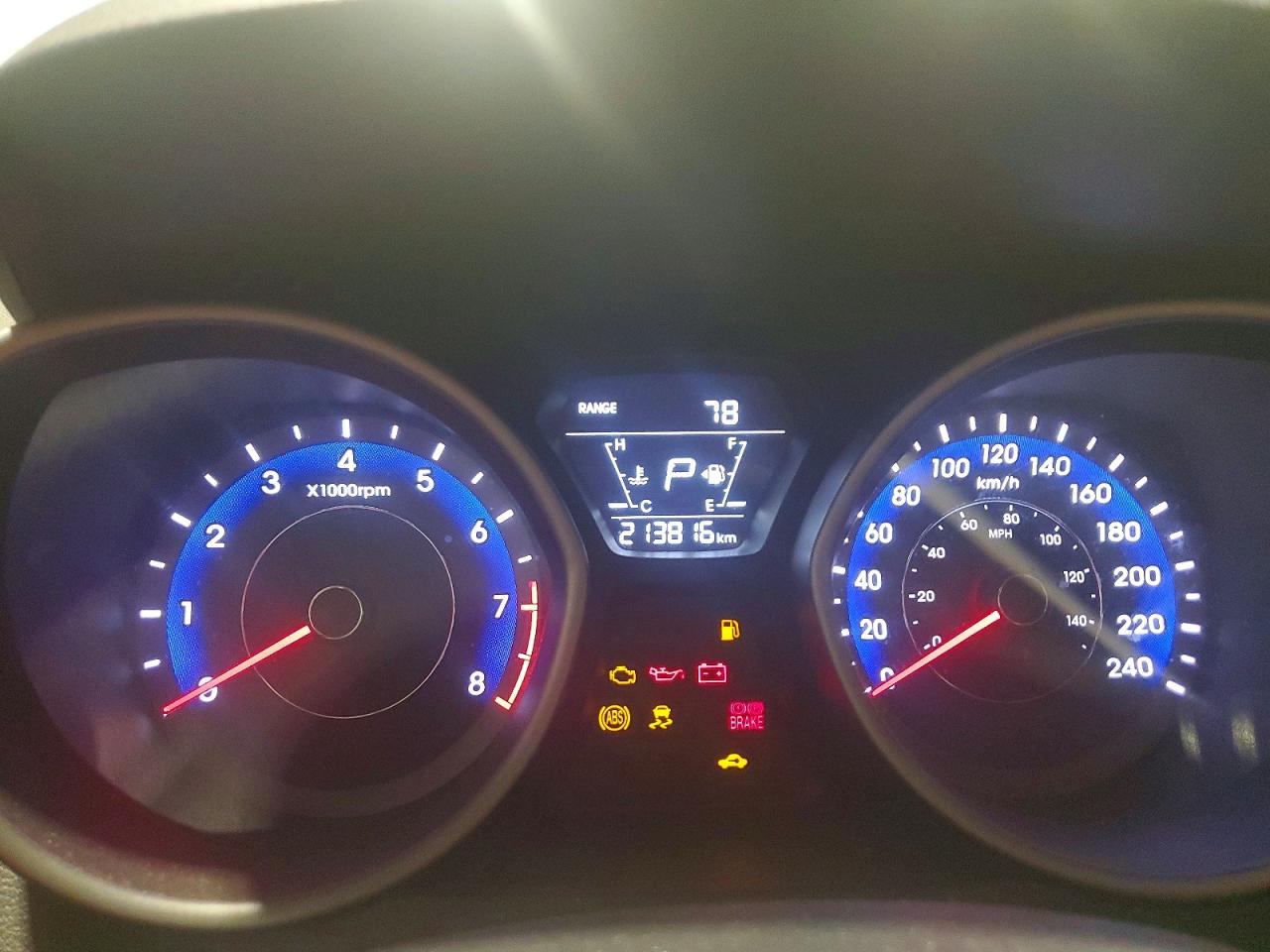 2016 HYUNDAI ELANTRA