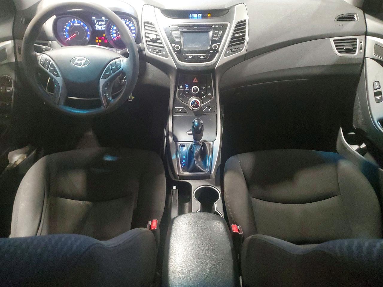 2016 HYUNDAI ELANTRA