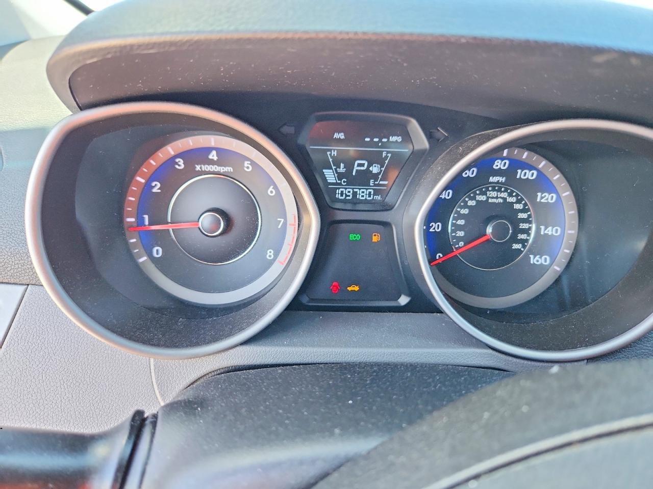 2014 HYUNDAI ELANTRA