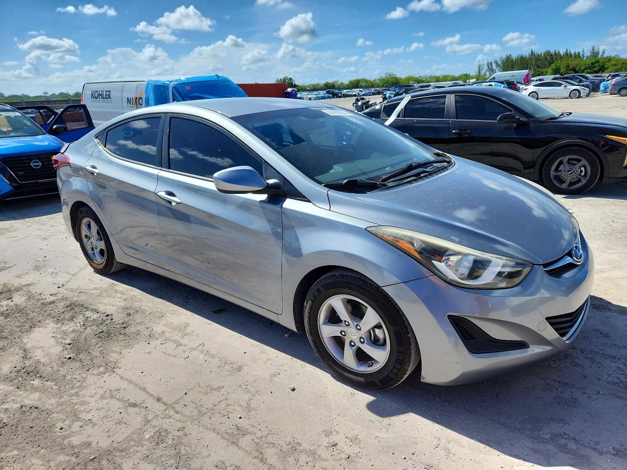 2014 HYUNDAI ELANTRA