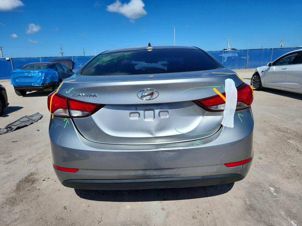 2014 HYUNDAI ELANTRA