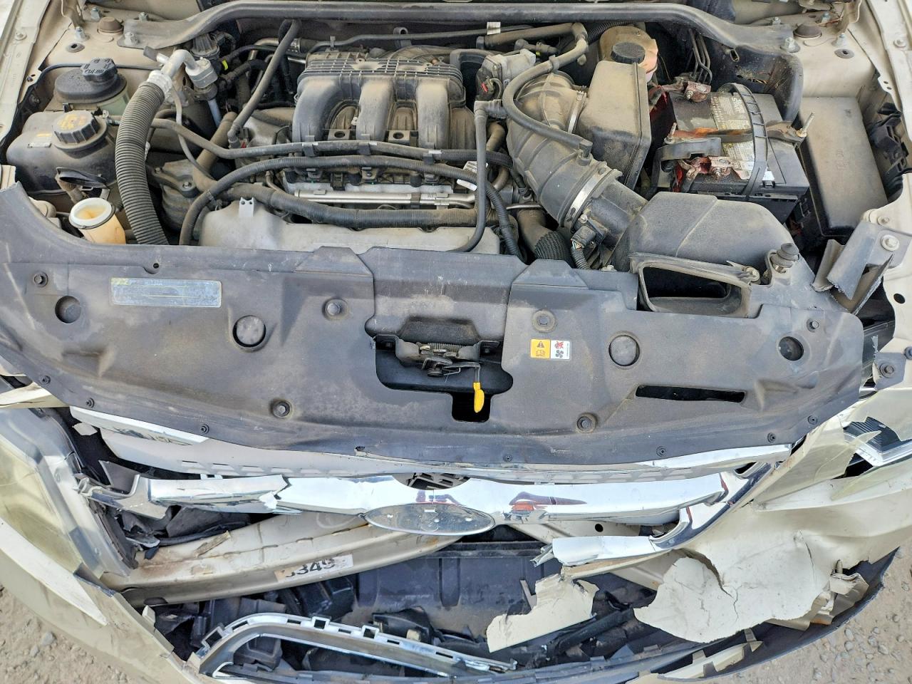 2011 FORD TAURUS
