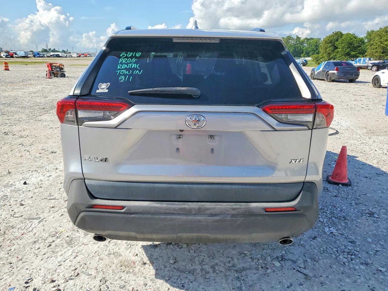 2020 TOYOTA RAV4