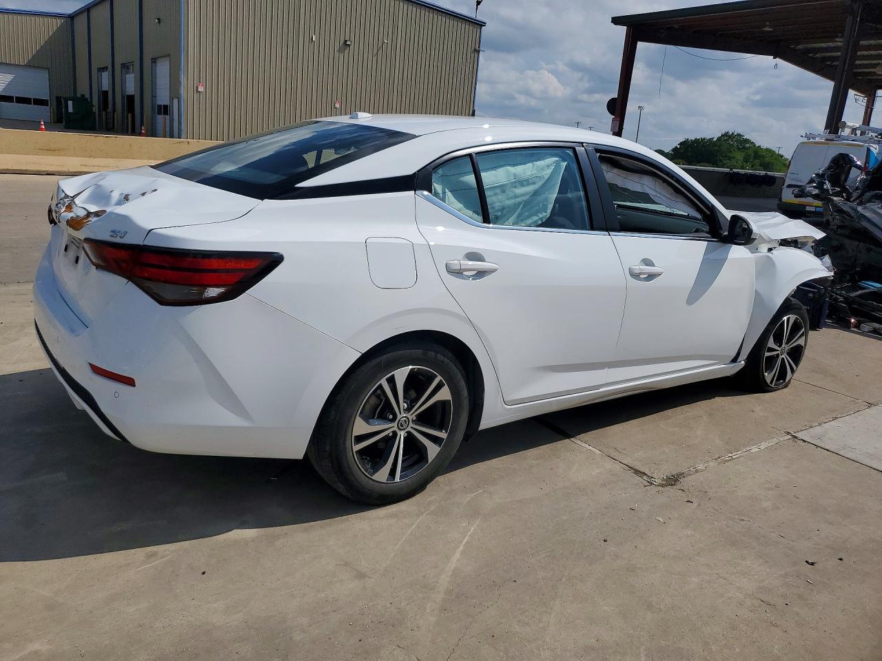 2023 NISSAN SENTRA