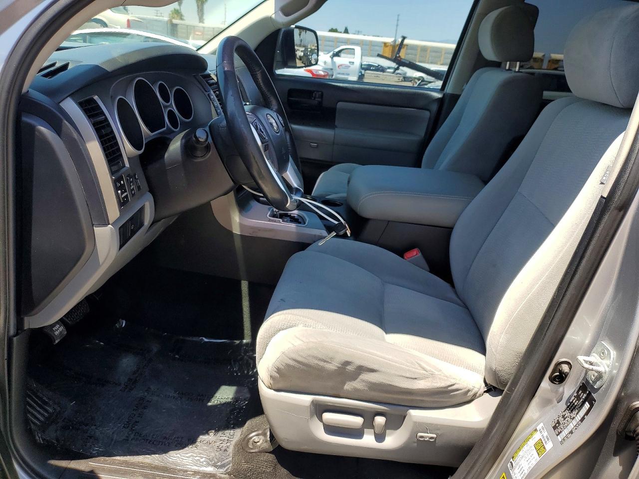 2015 TOYOTA SEQUOIA