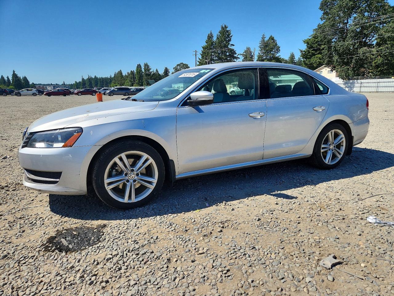 2014 VOLKSWAGEN PASSAT