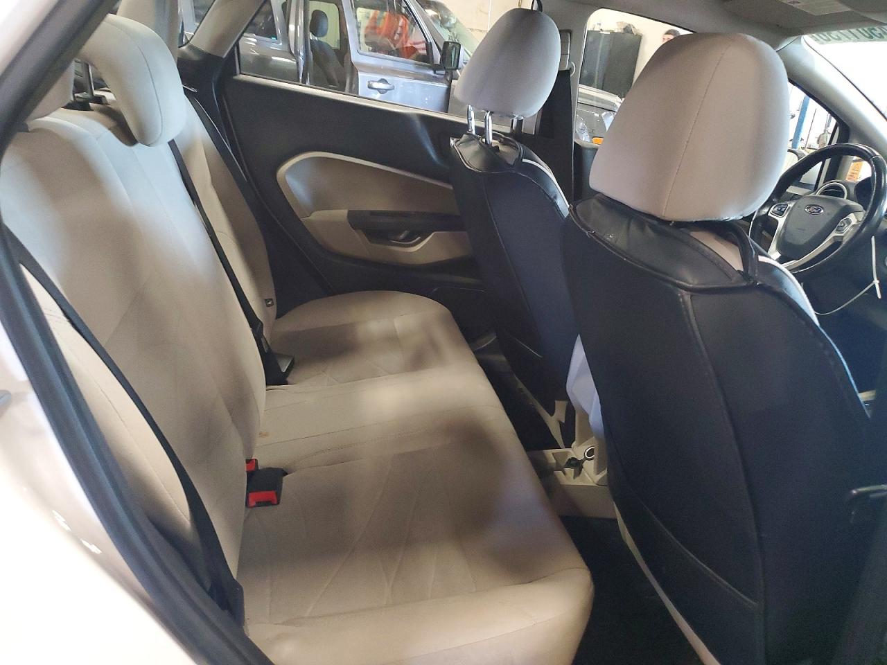 2014 FORD FIESTA