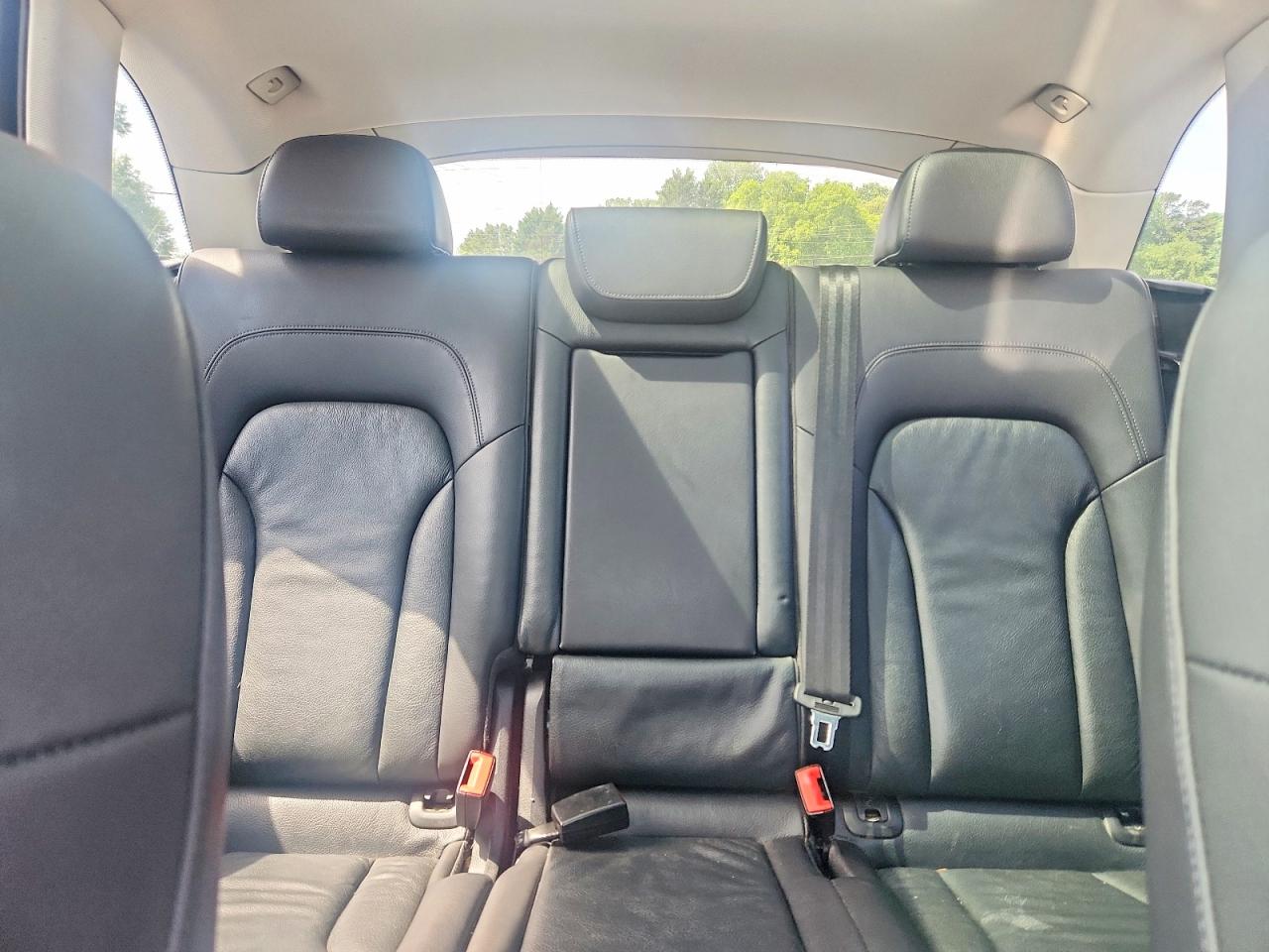 2015 AUDI Q5