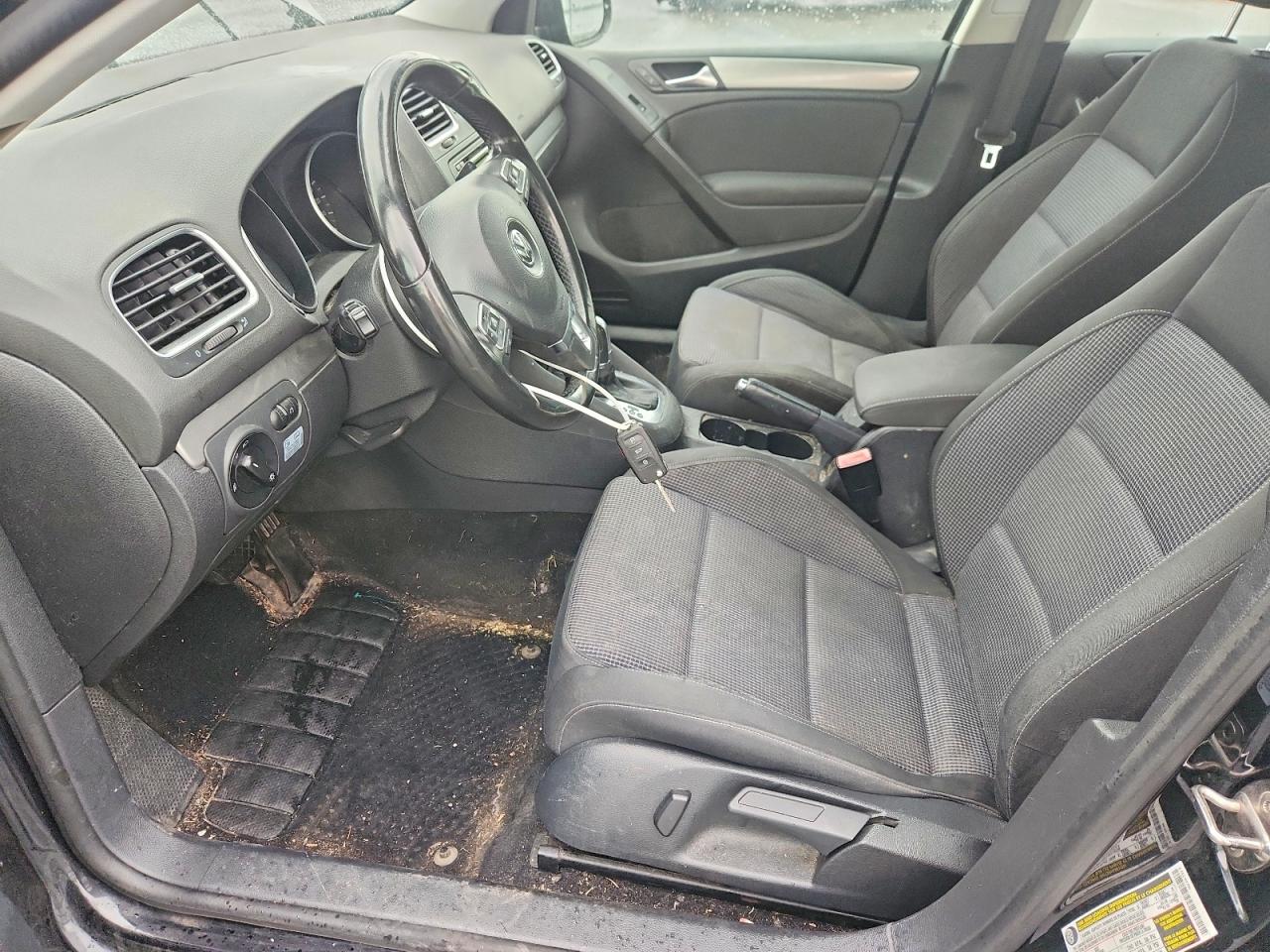 2014 VOLKSWAGEN GOLF