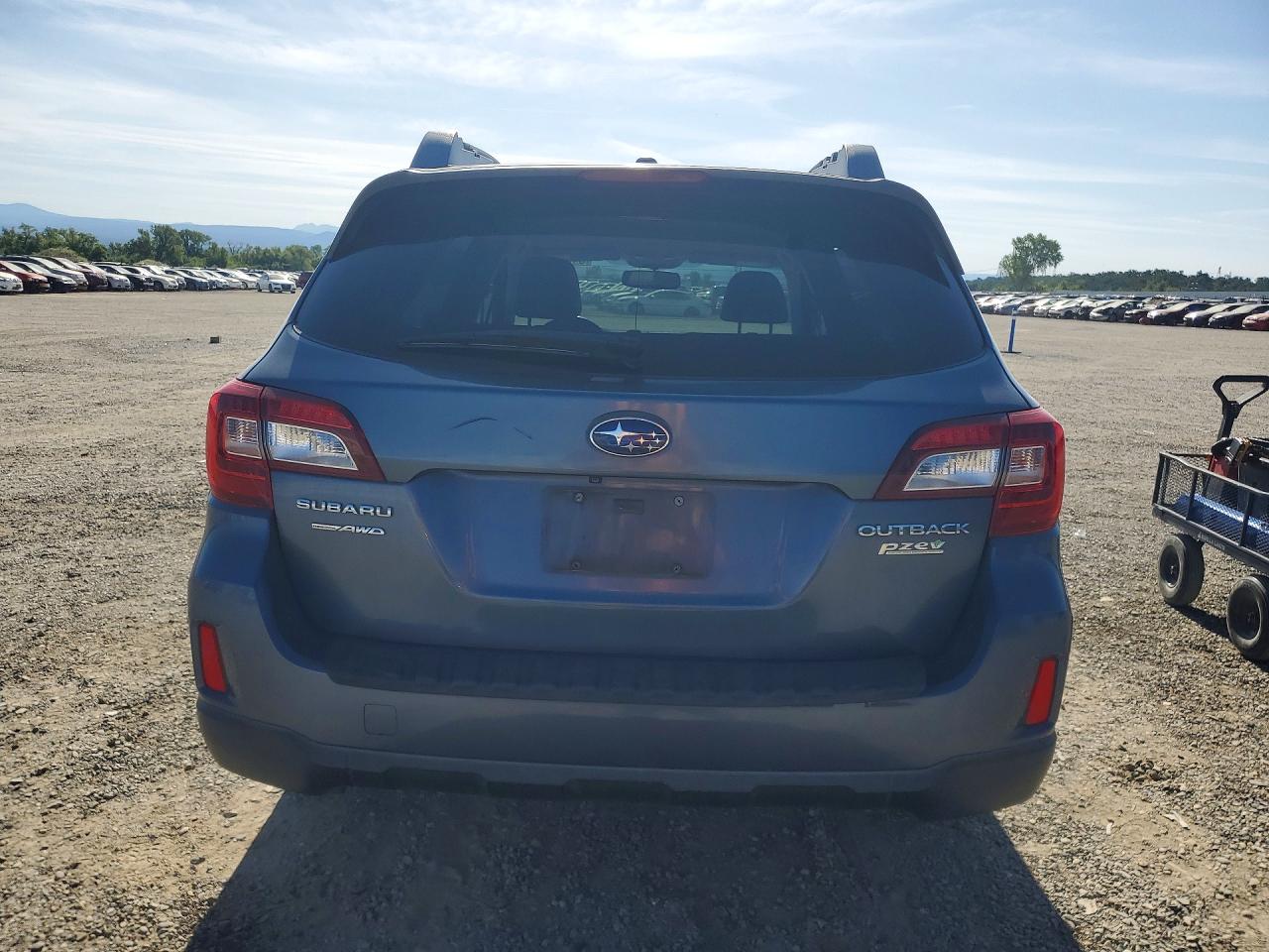 2015 SUBARU OUTBACK