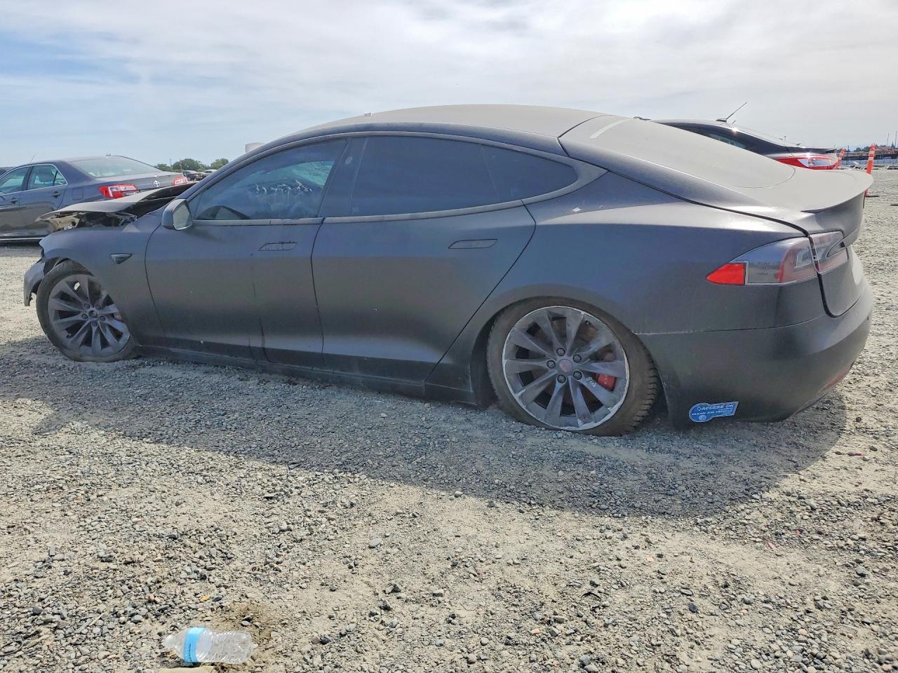 2020 TESLA MODEL S