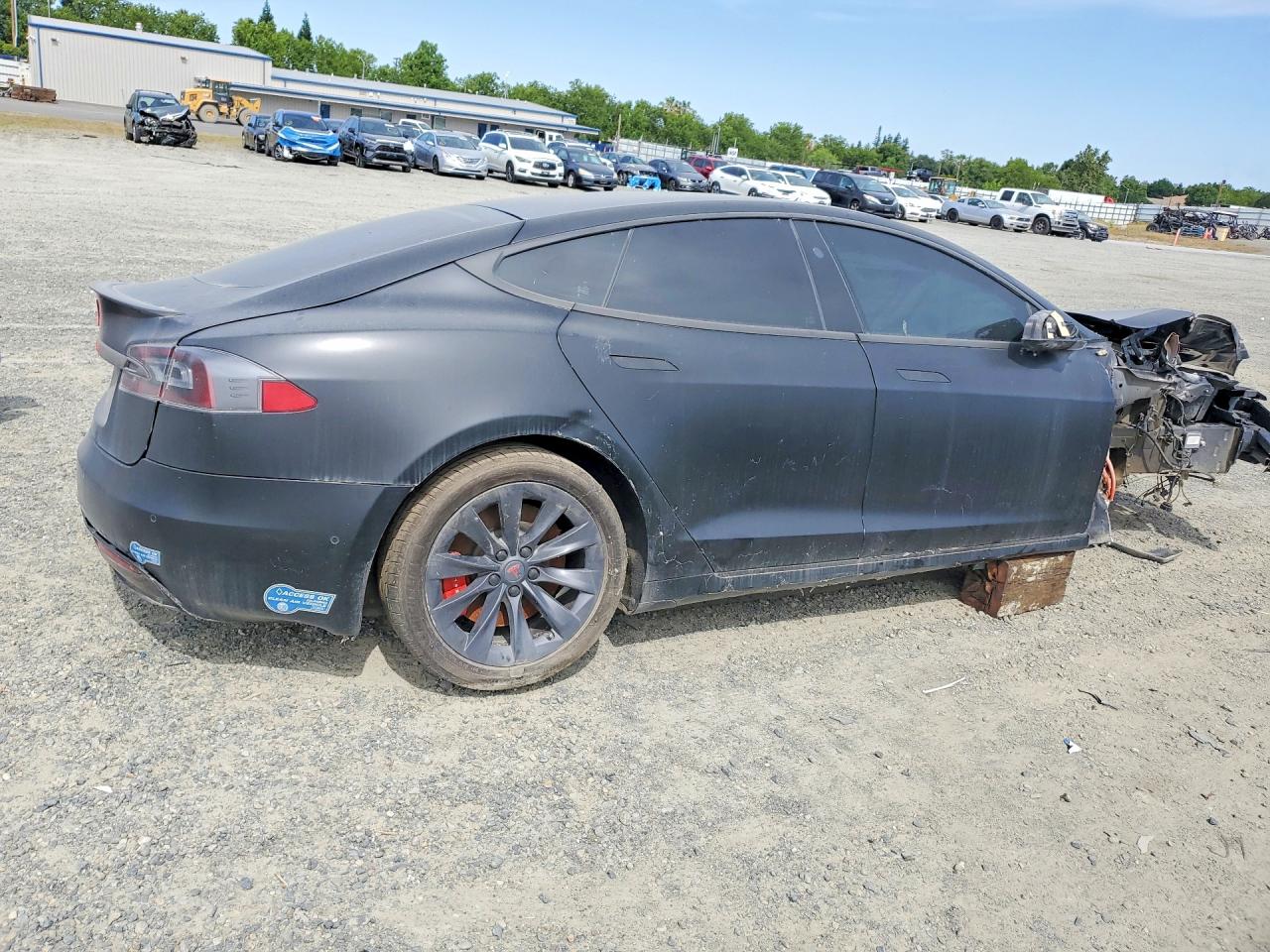 2020 TESLA MODEL S