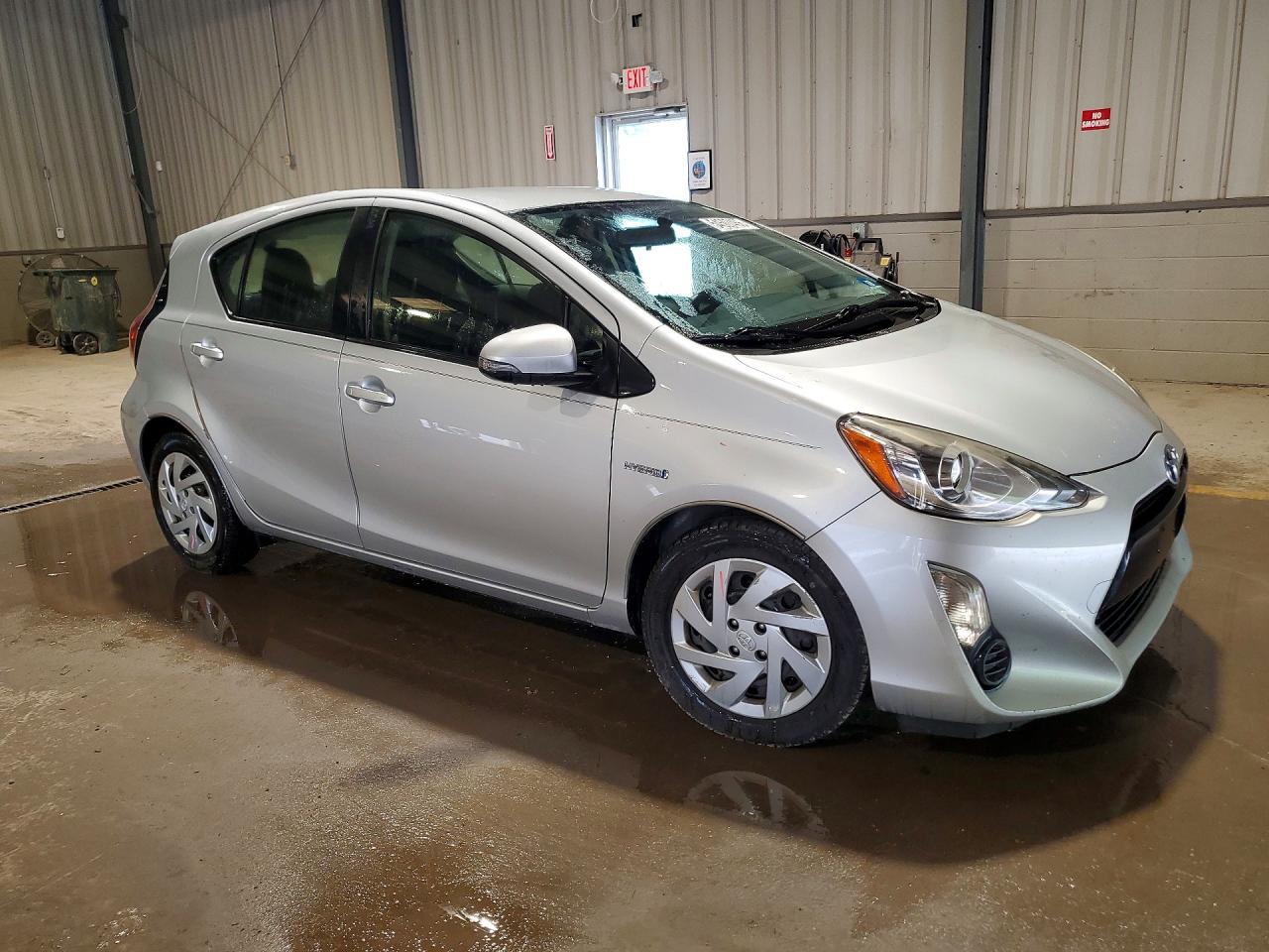 2015 TOYOTA PRIUS