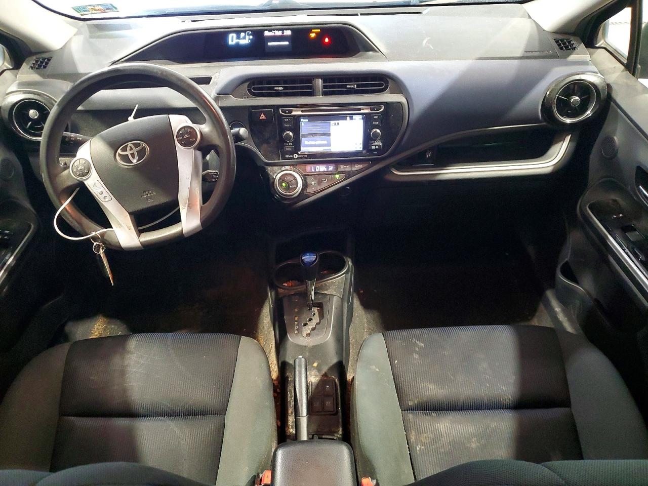 2015 TOYOTA PRIUS