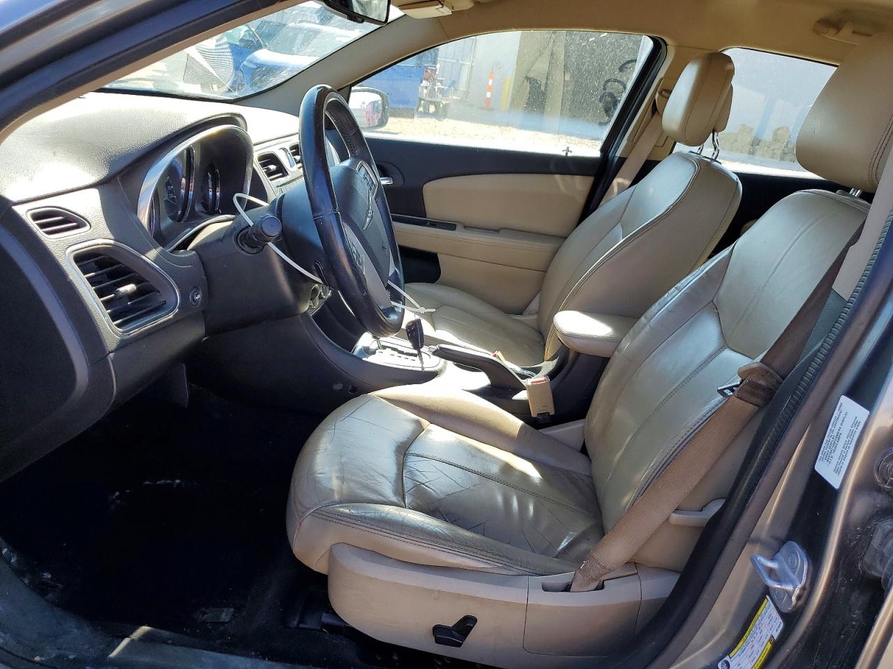 2013 CHRYSLER 200