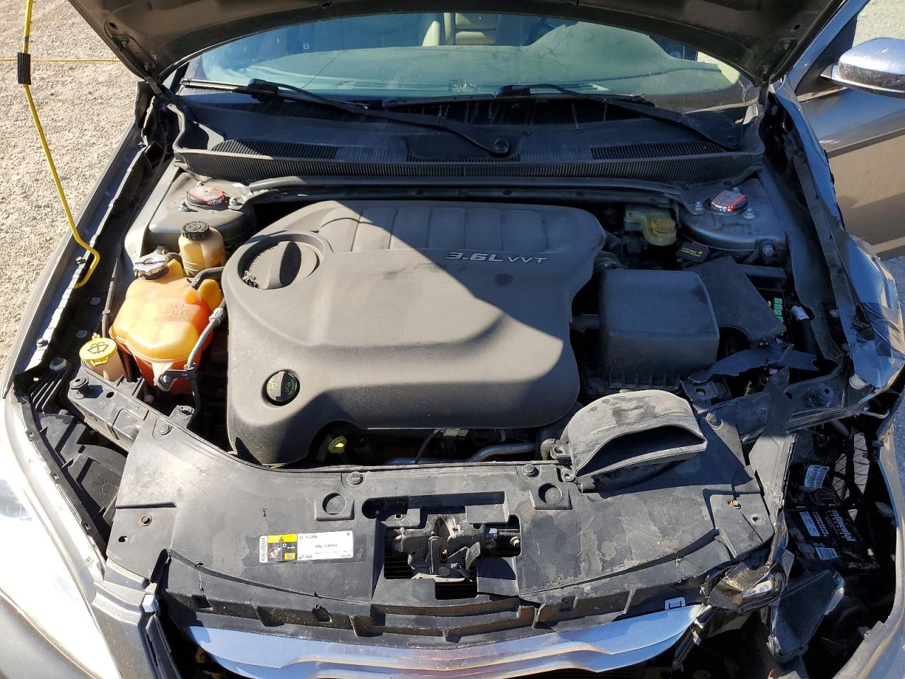 2013 CHRYSLER 200