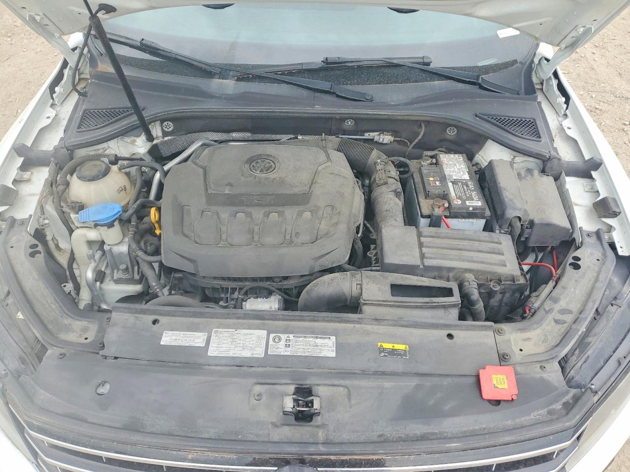 2018 VOLKSWAGEN PASSAT