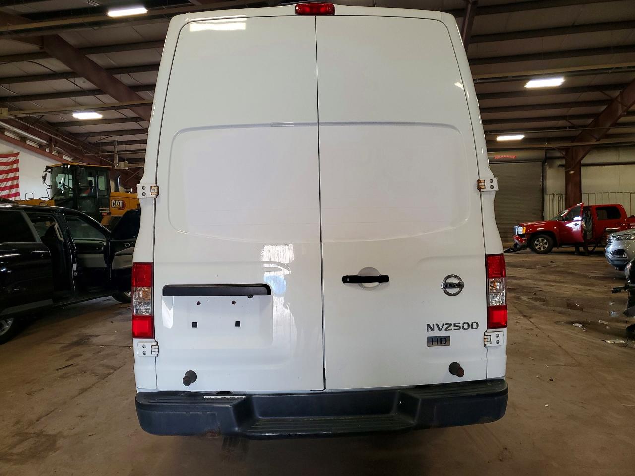 2015 NISSAN NV